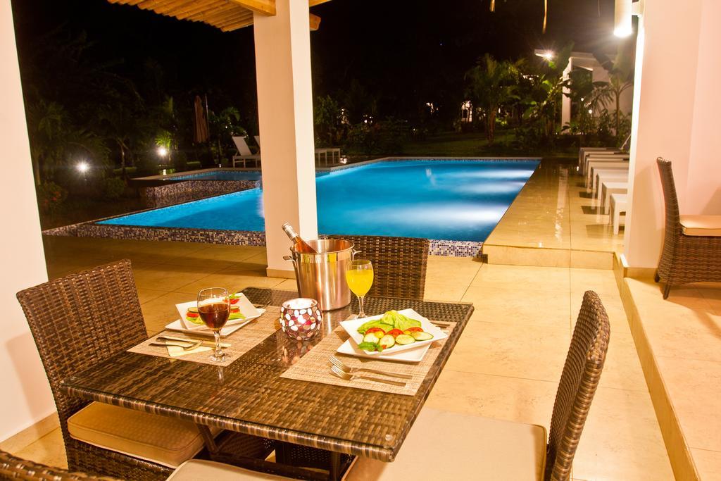 Bocas Del Mar Hotel Boca Chica Eksteriør billede